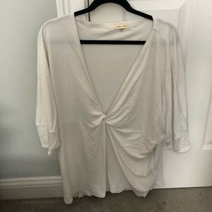 Silence + Noise 3/4 Length Shirt White. Size M.